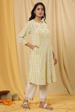 W for Woman White And Celery Green A-Line Cotton Checker Kurta