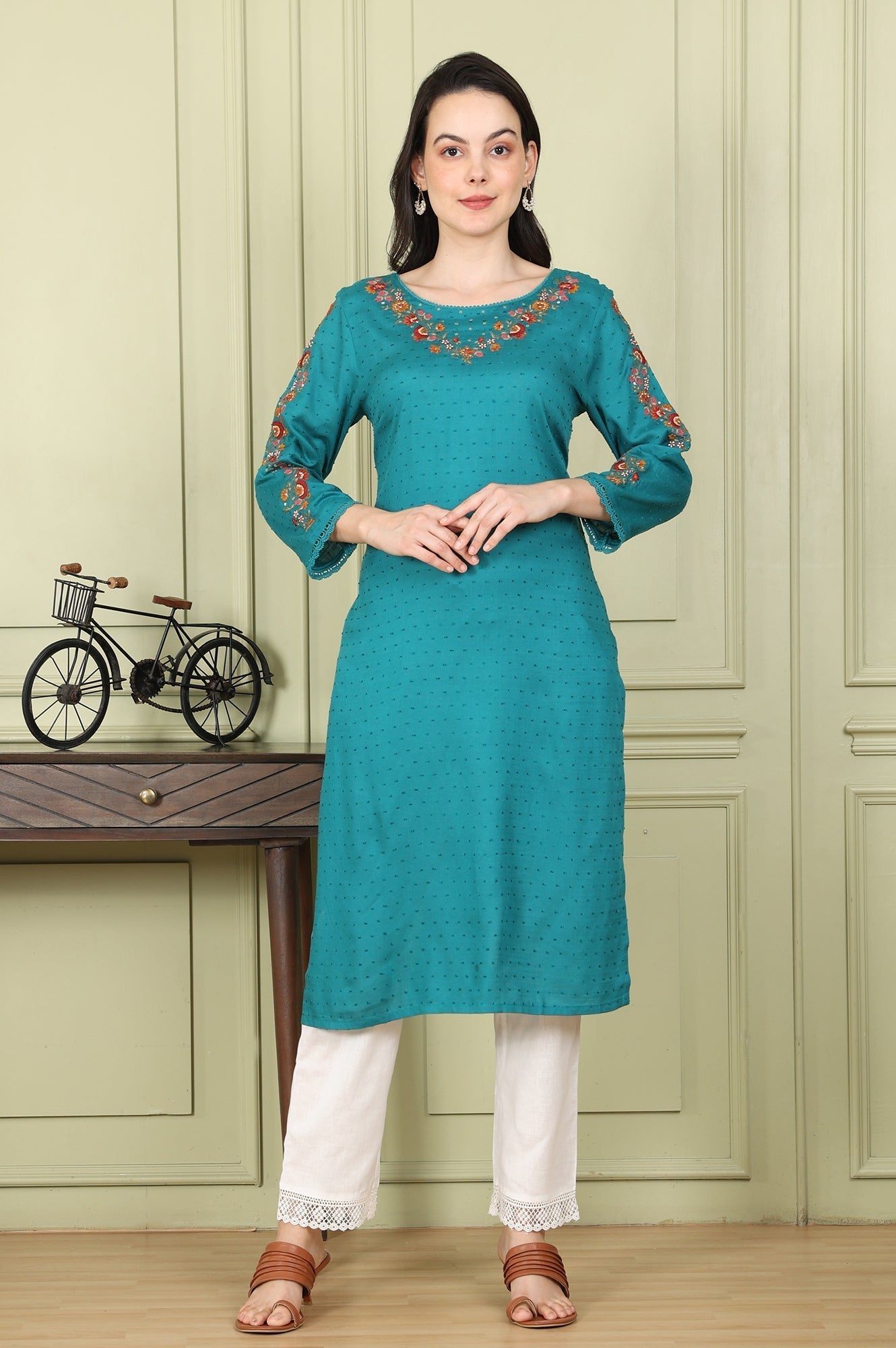 W for Woman Teal Thread Embroidered Neck Textured Dobby Straight Kurta