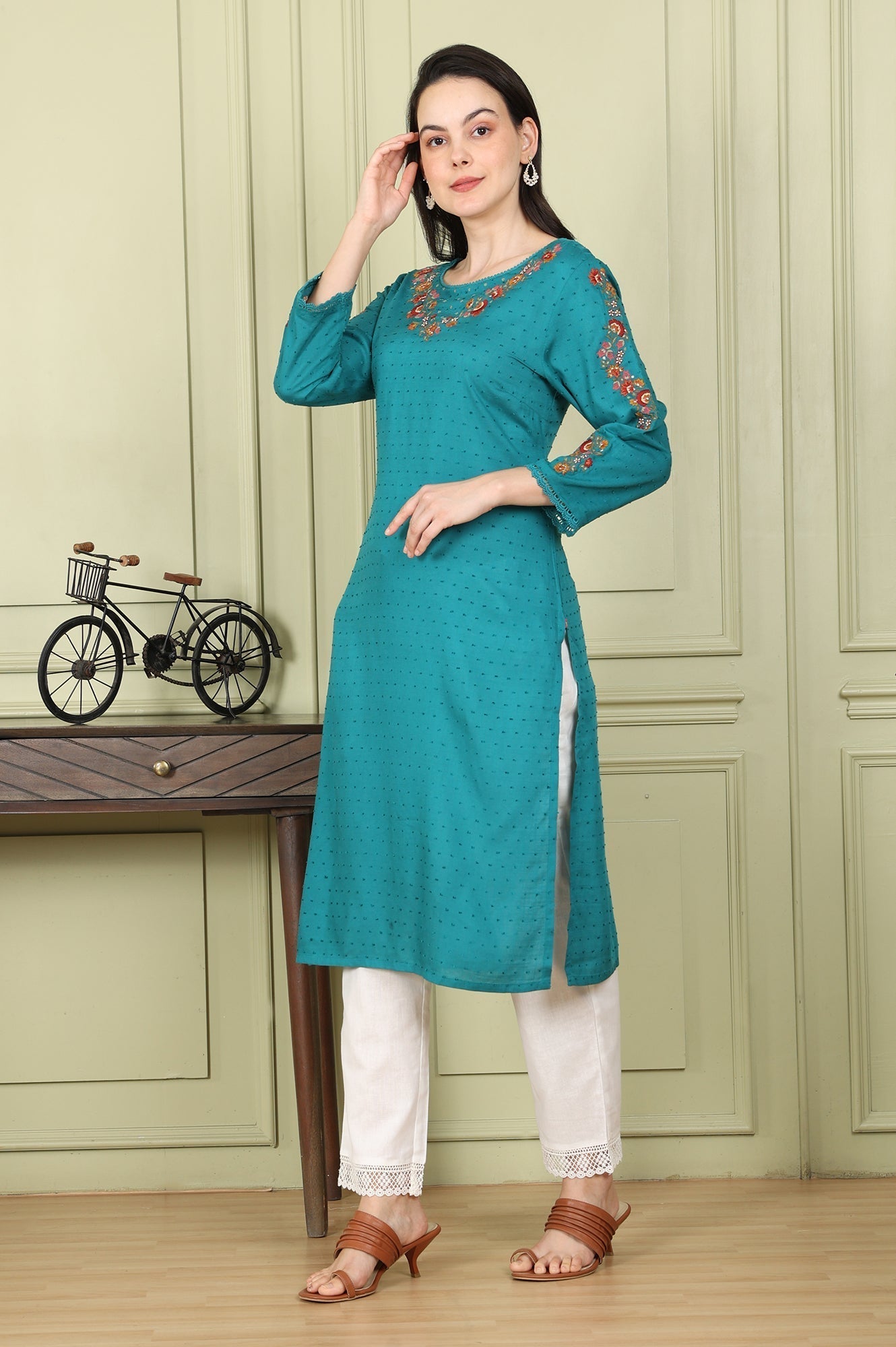 W for Woman Teal Thread Embroidered Neck Textured Dobby Straight Kurta