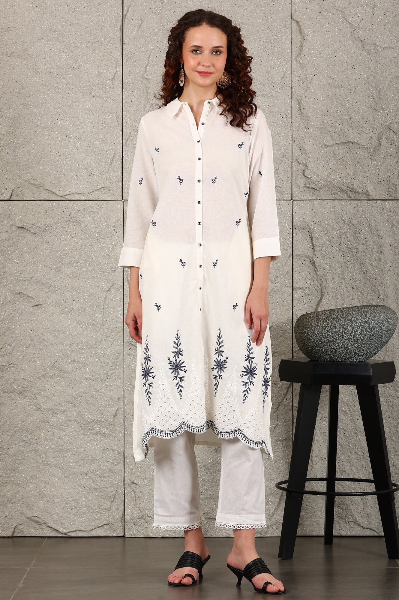 W for Woman White Thread Embroidered Shirt Collar Cotton Blend Kurta