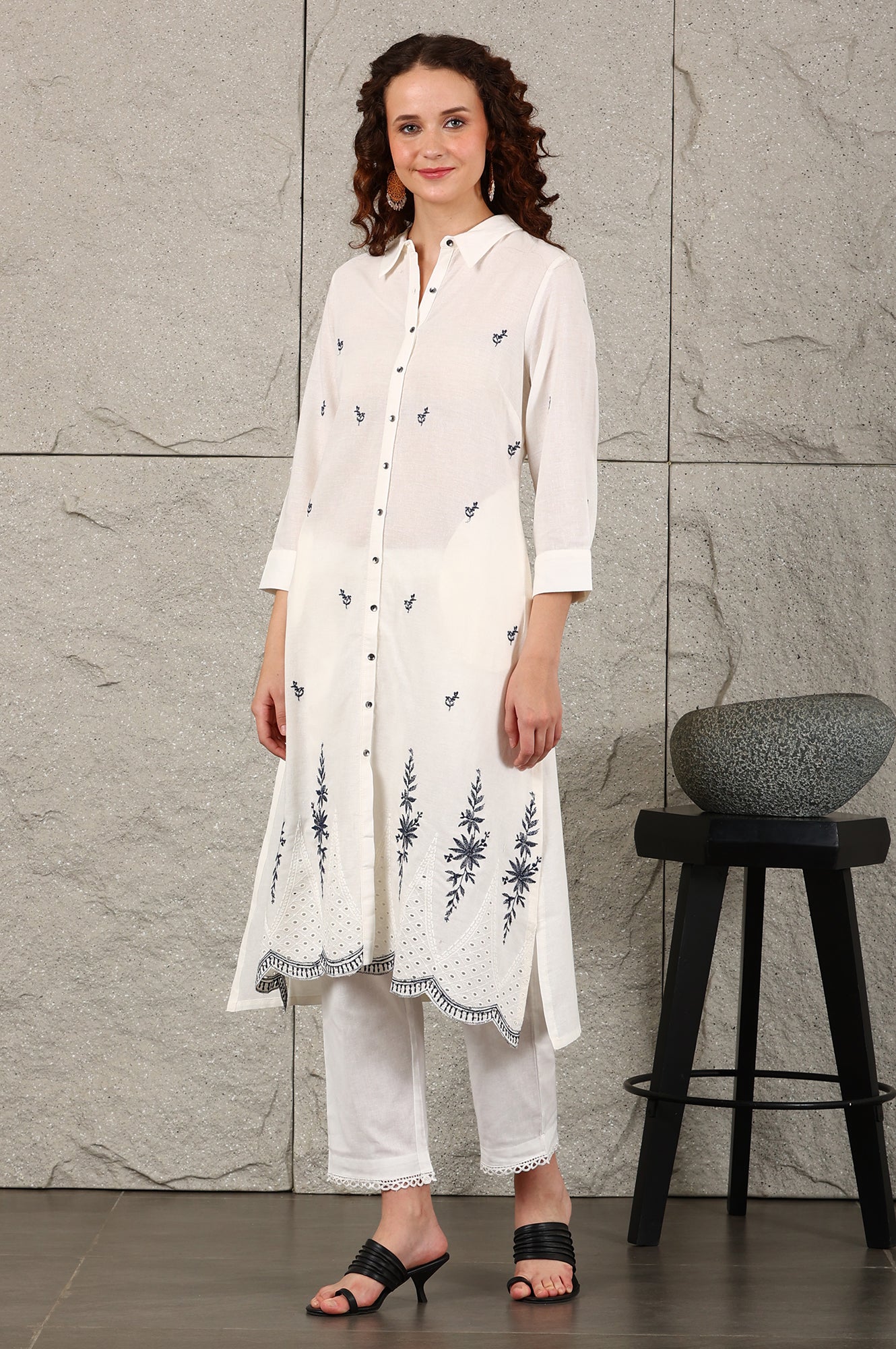 W for Woman White Thread Embroidered Shirt Collar Cotton Blend Kurta
