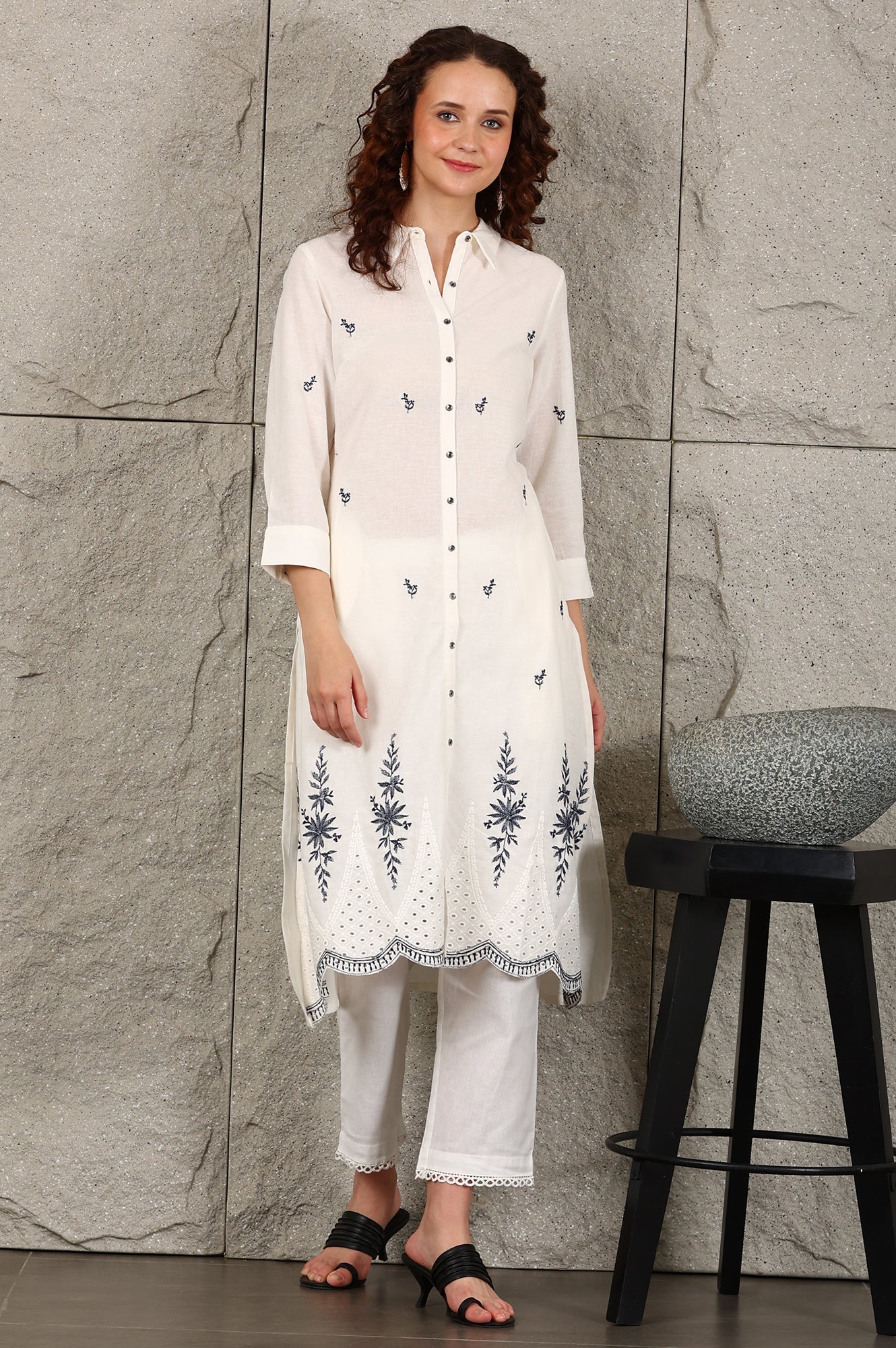 W for Woman White Thread Embroidered Shirt Collar Cotton Blend Kurta