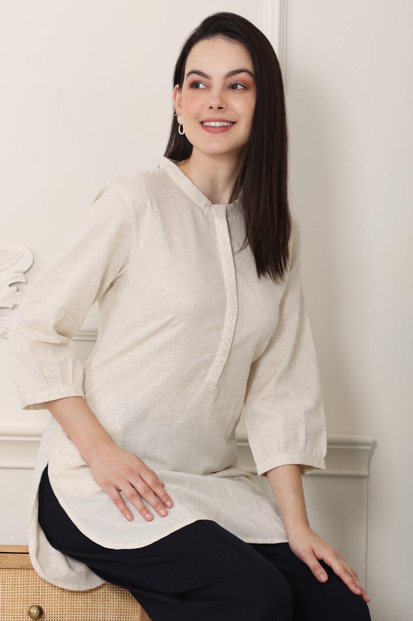 W for Woman White Solid Textured Cotton Flax Mandarin Collar Tunic