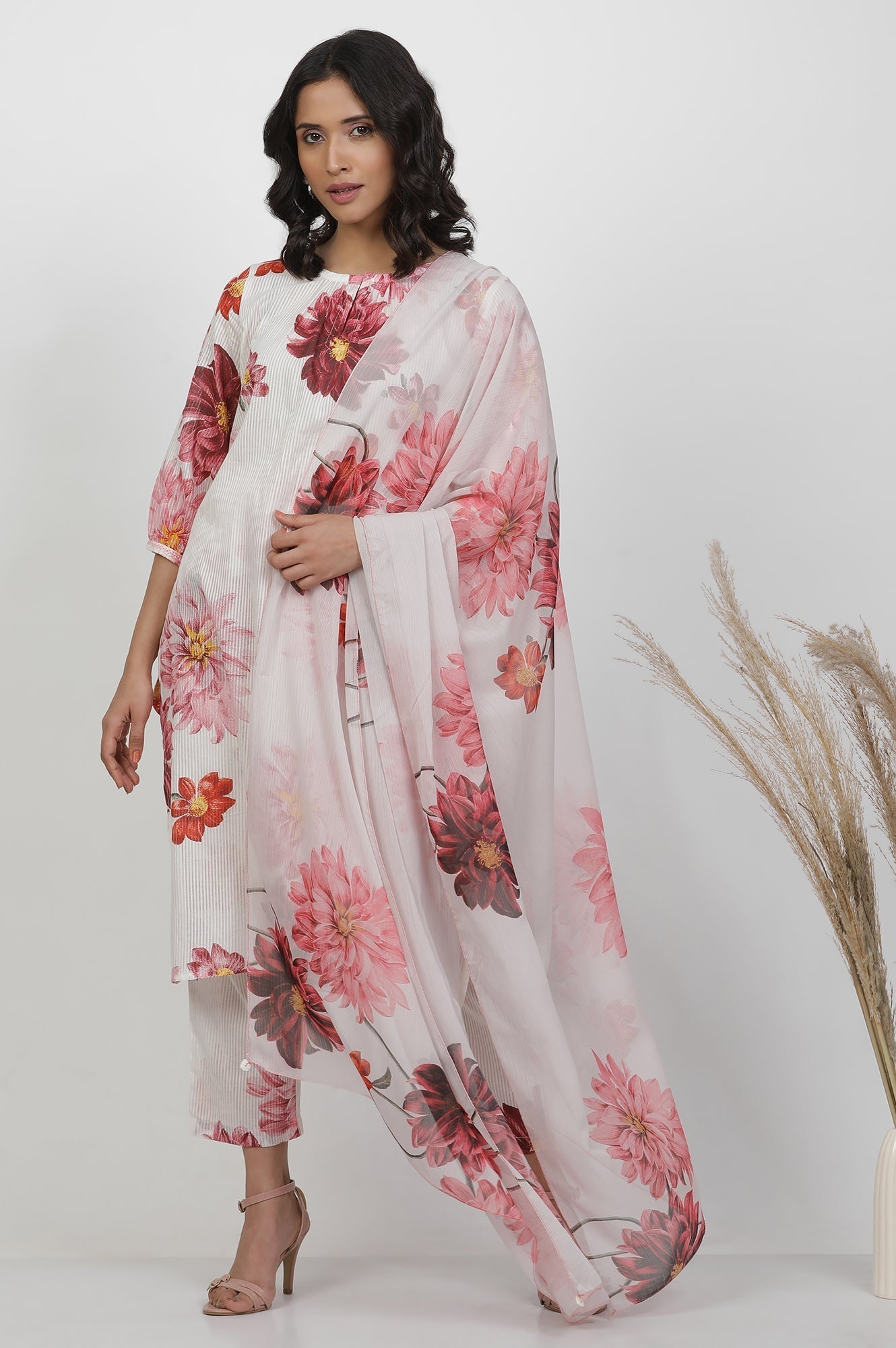 W for Woman White Bold Floral Printed Dupatta