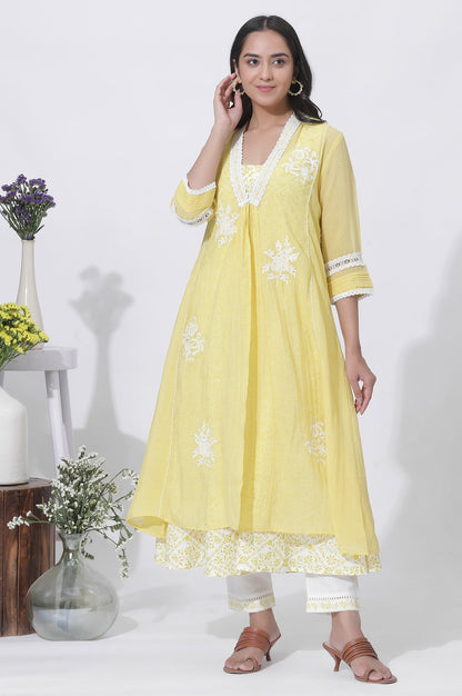W for Woman Yellow Kota Embroidered Gilet, Printed Kurta And Pants Set