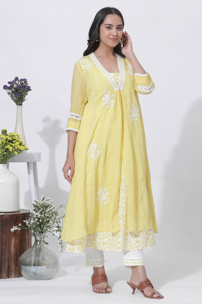 W for Woman Yellow Kota Embroidered Gilet, Printed Kurta And Pants Set
