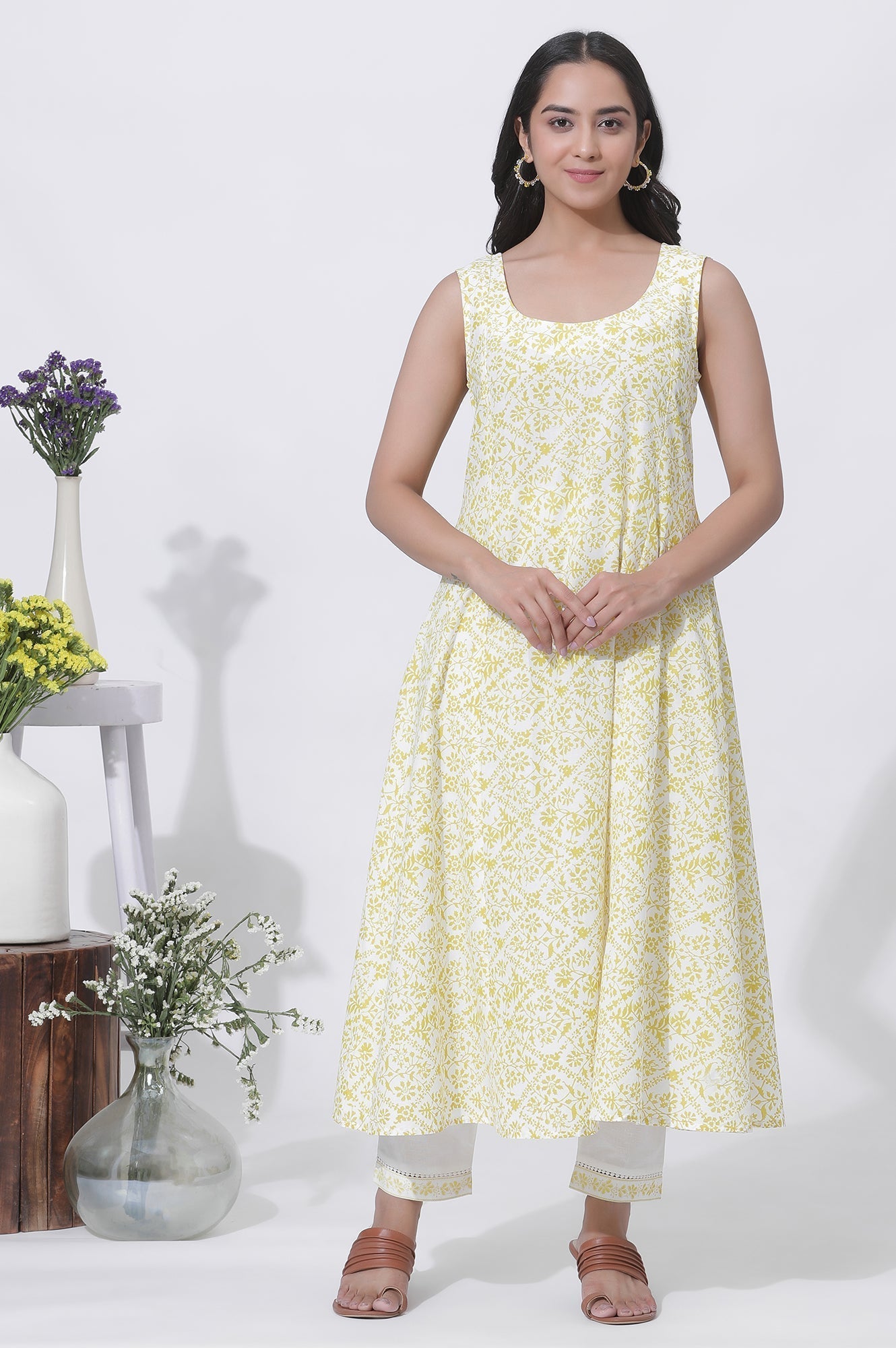 W for Woman Yellow Kota Embroidered Gilet, Printed Kurta And Pants Set