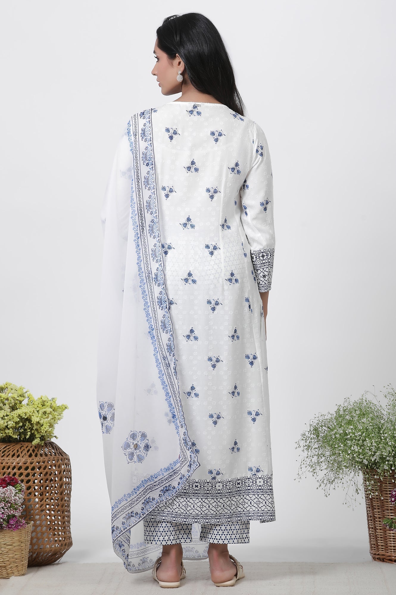 W for Woman White Printed Kurta With Embroidery, Pants And Dupatta Set