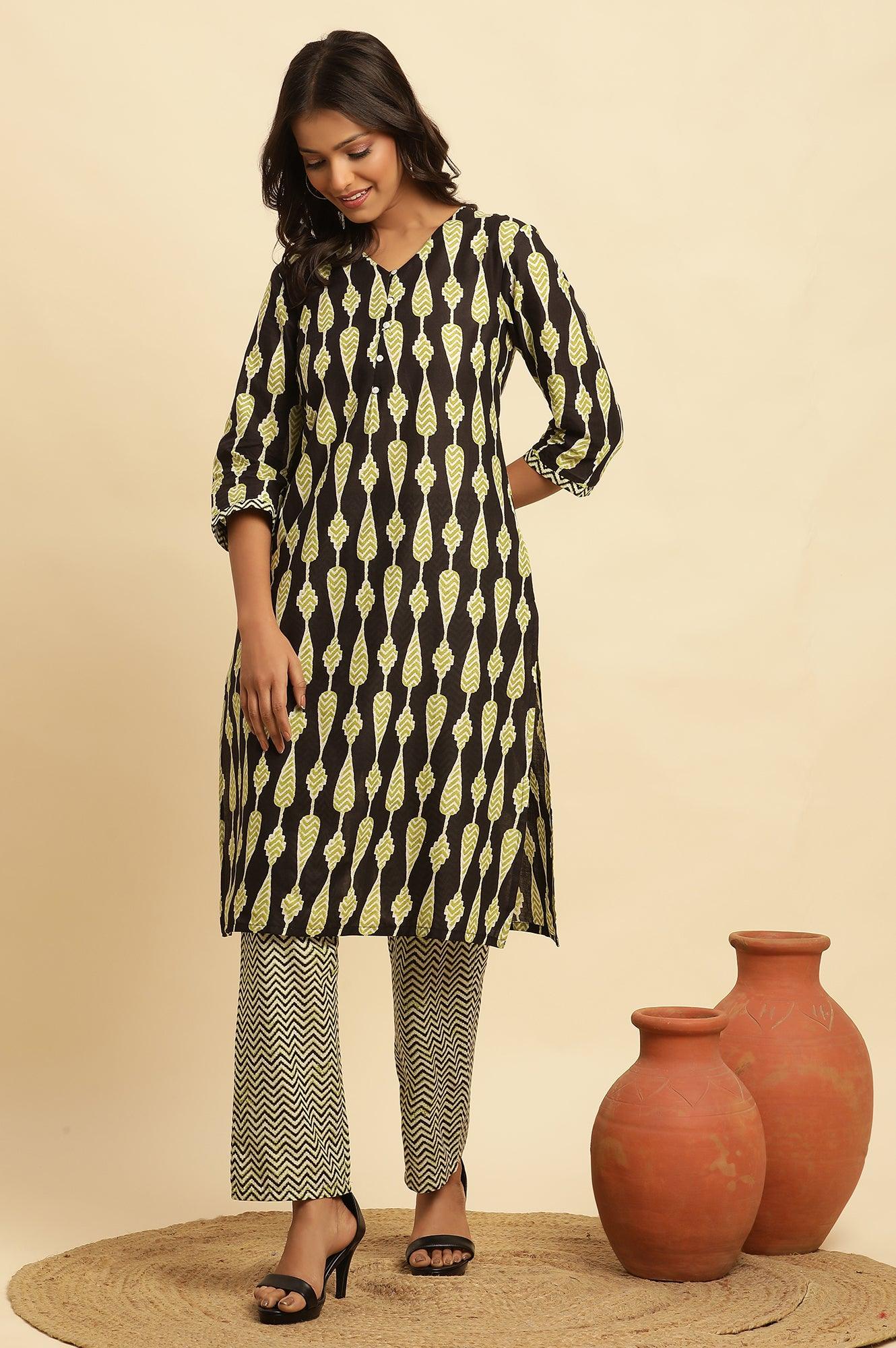 W for Woman Black Printed Straight Kurta And Pants Set