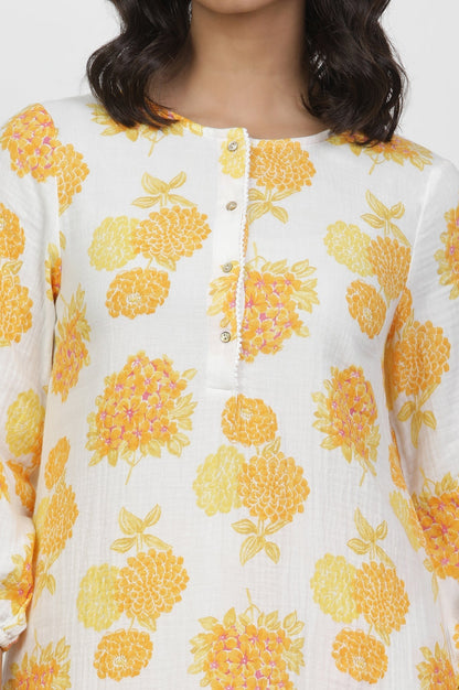 W for Woman White And Yellow Bold Floral Printed Kurta And Pants Co-Ord Set