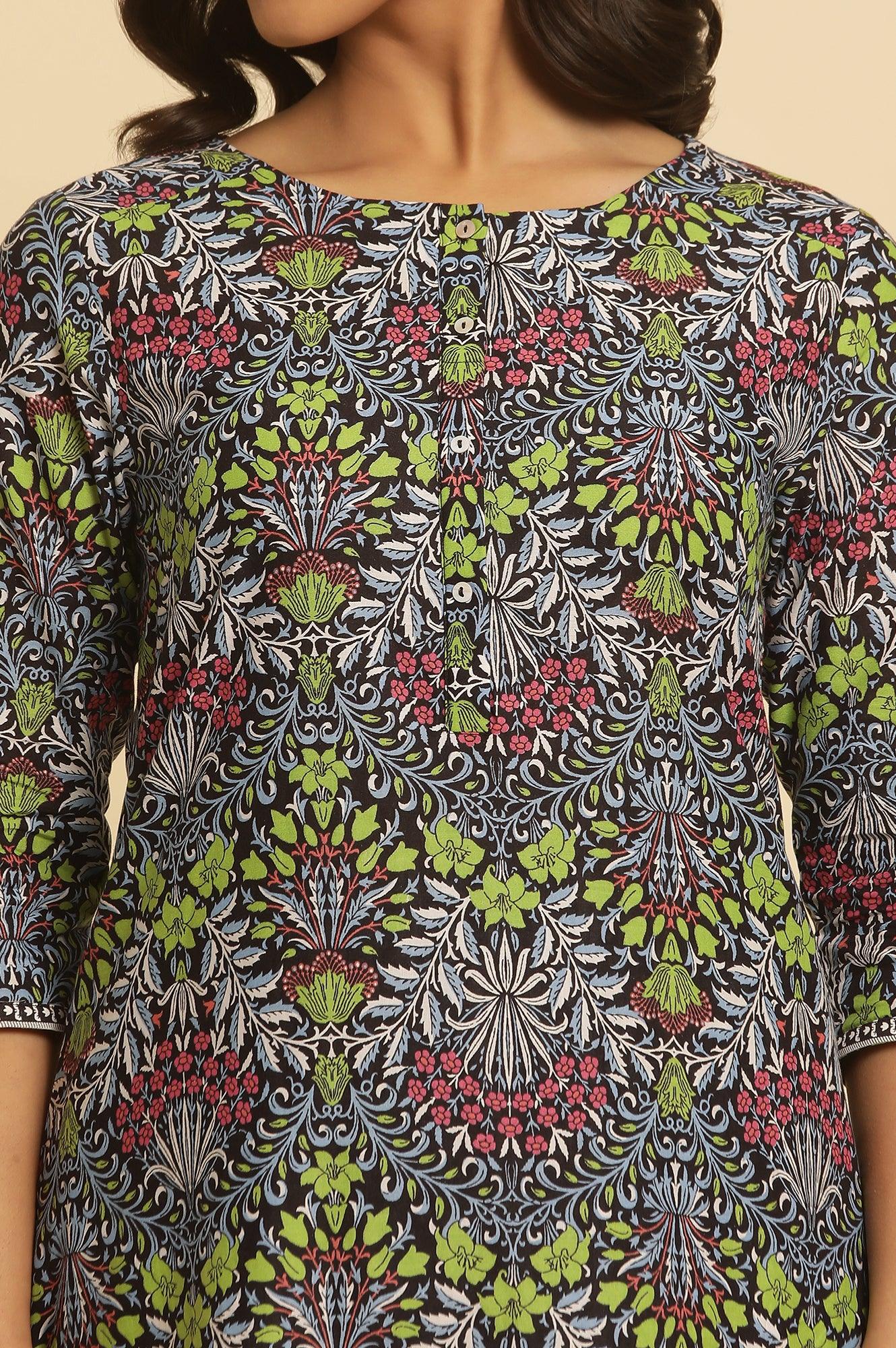 W for Woman Black Floral Printed Straight Kurta And Pants Set