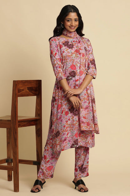 W for Woman Pink Floral Printed Rayon Kurta, Pants And Dupatta Set