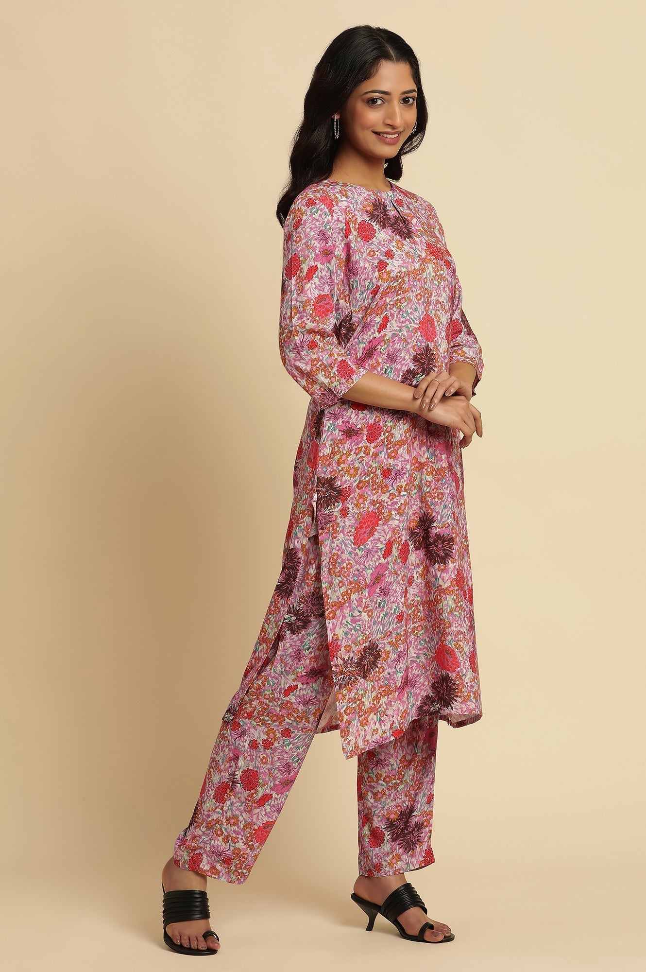 W for Woman Pink Floral Printed Rayon Kurta, Pants And Dupatta Set