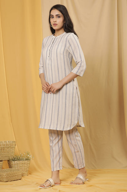 W for Woman White Yarn Dyed Straight Kurta And Pants Set