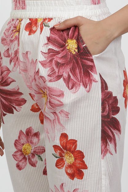 W for Woman White Bold Floral Printed Kurta And Pants Co-Ord Set