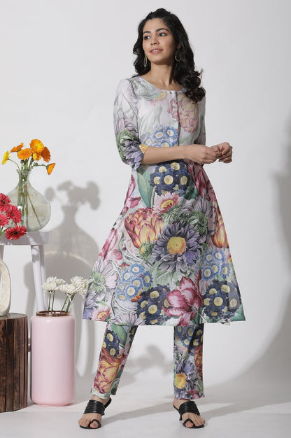 W for Woman Multi-Coloured Floral Printed Short Kurta And Pants Set