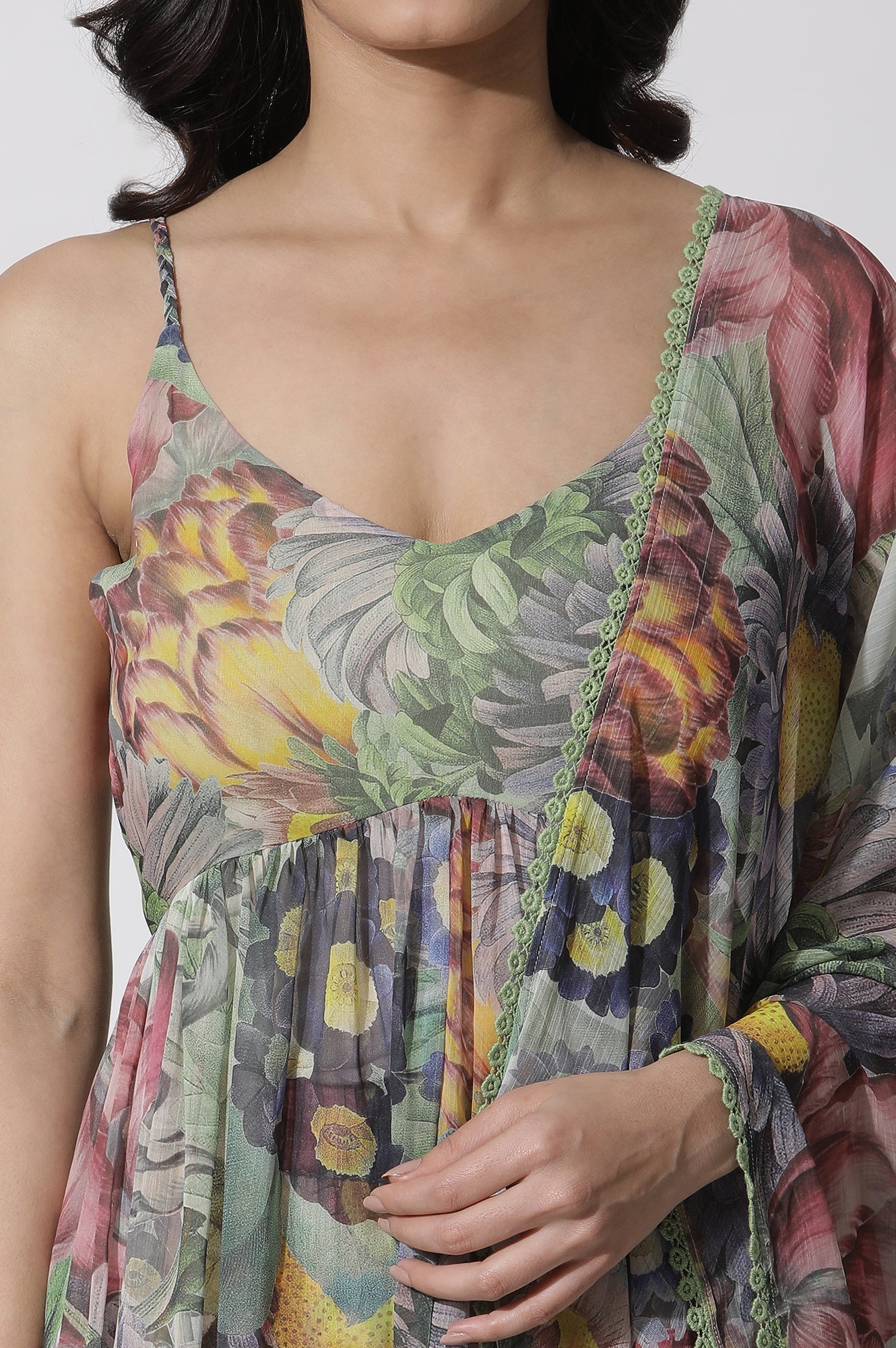 W for Woman Multi-Coloured Floral Printed Gathered Kurta, Pants And Dupatta Set