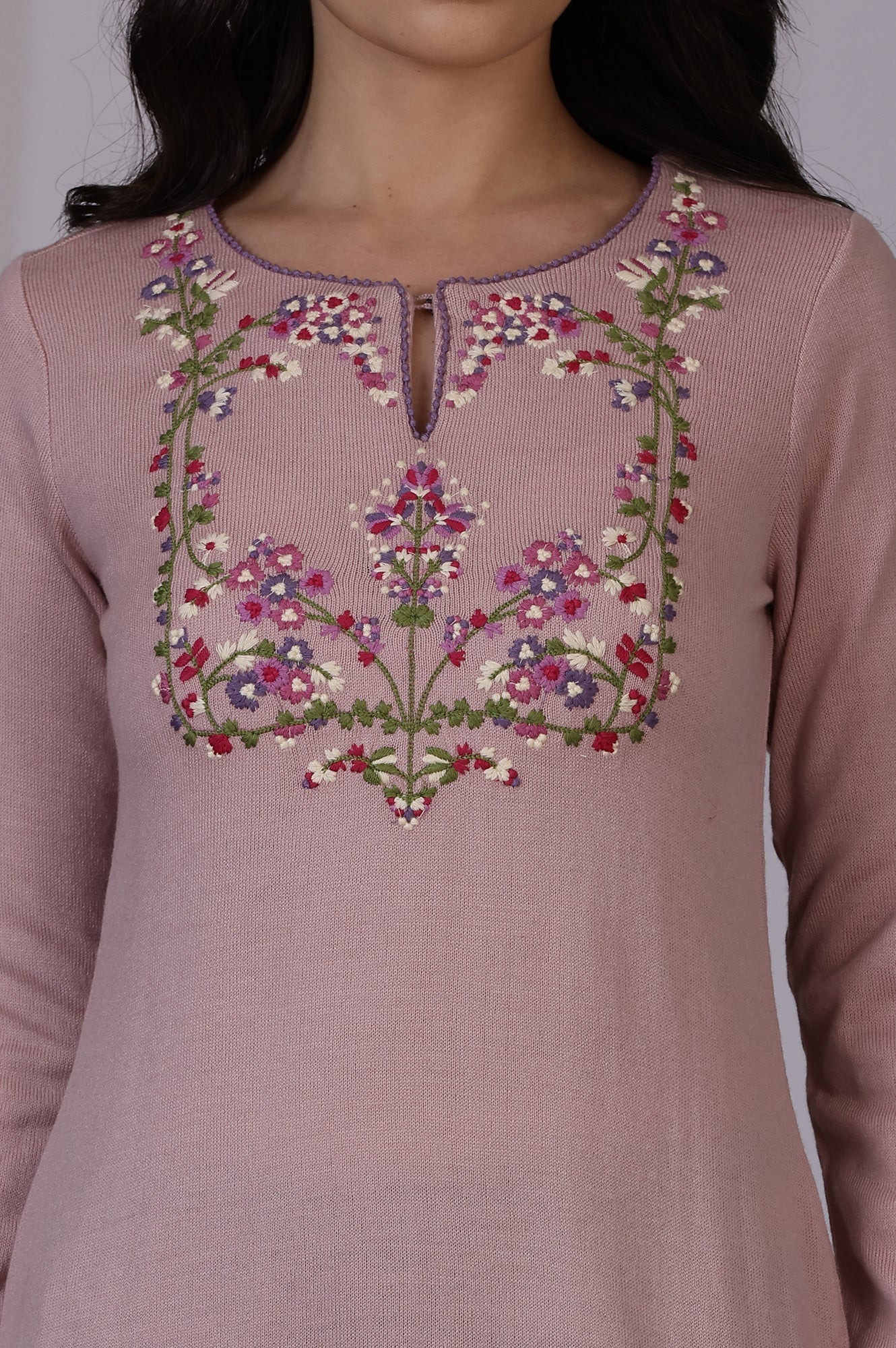 W for Woman Pink Embroidered Thread Work Acrylic Straight Kurta