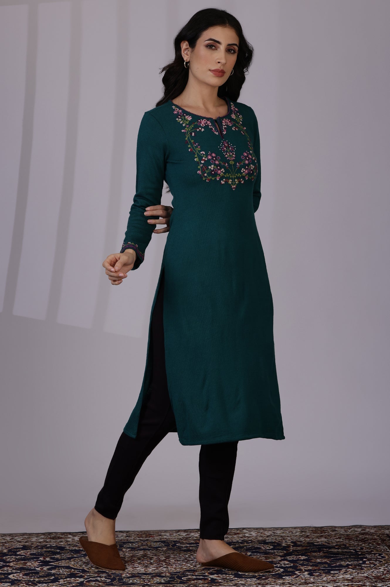 W for Woman Blue Embroidered Thread Work Acrylic Straight Kurta