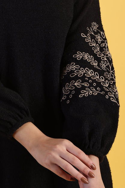 W for Woman Black Solid Straight Tunic