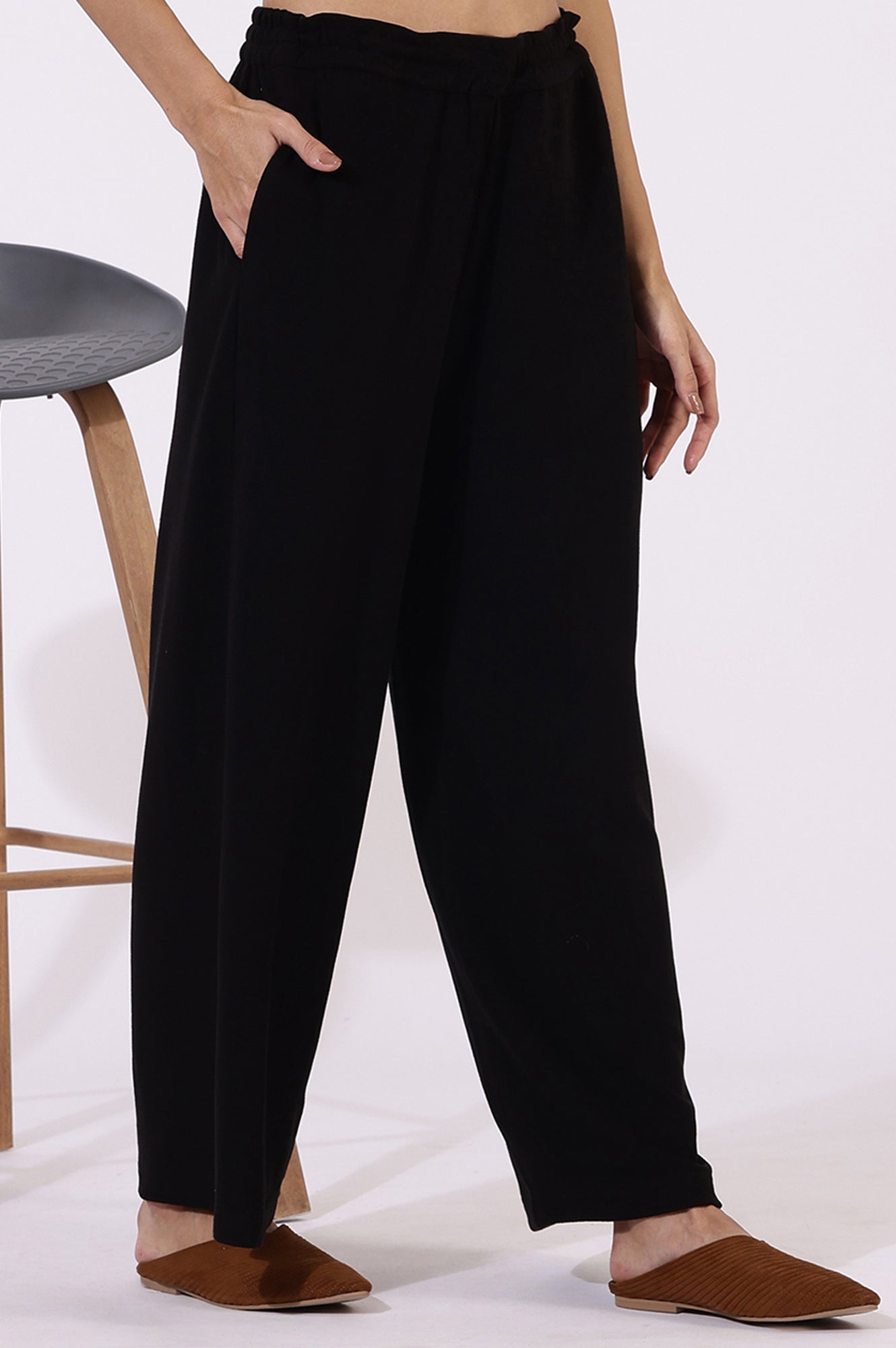 W for Woman Black Solid Acrylic Parallel Pants