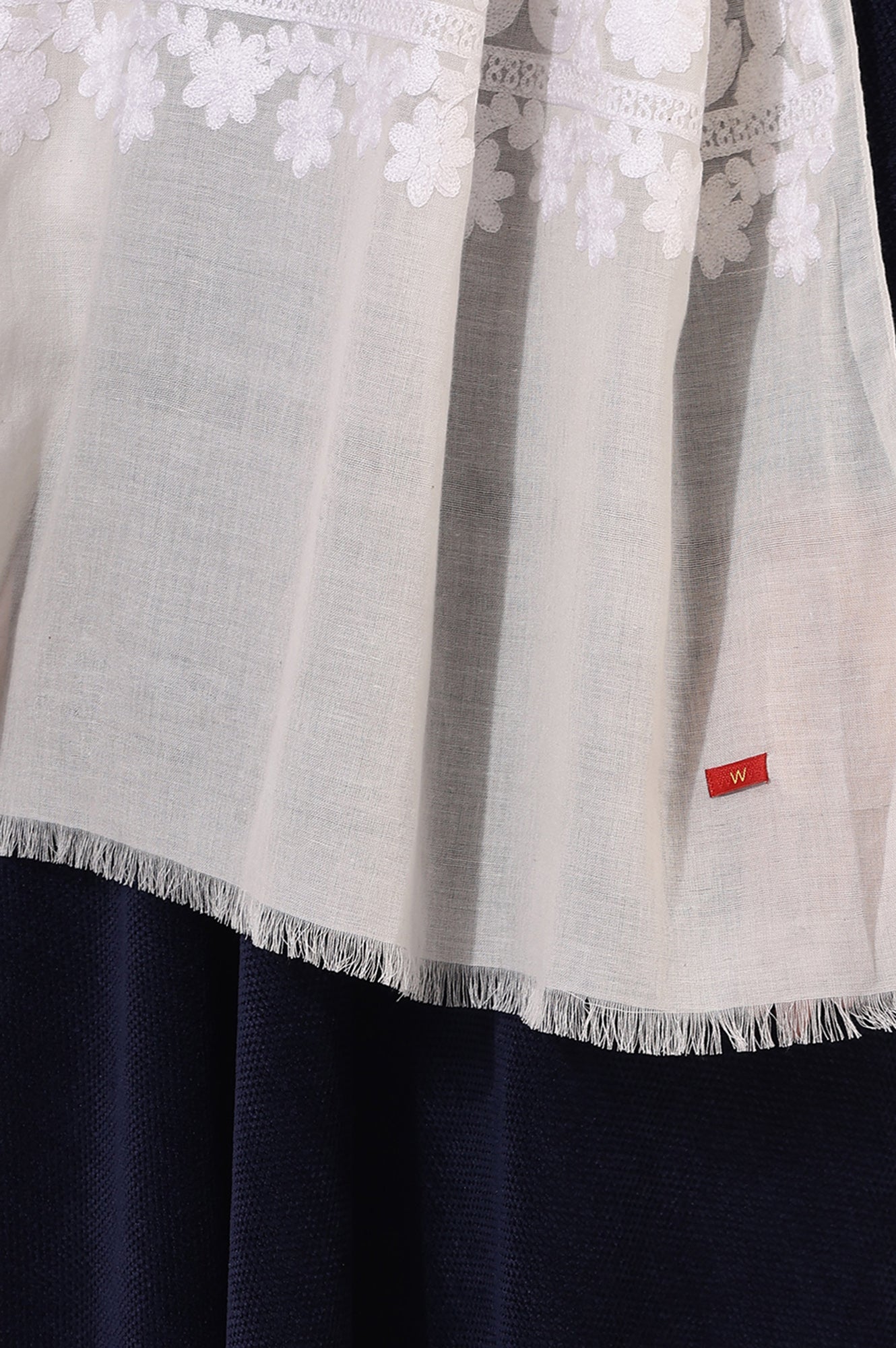 W for Woman White Printed Thread Work Pure Cotton Shawls & Stole