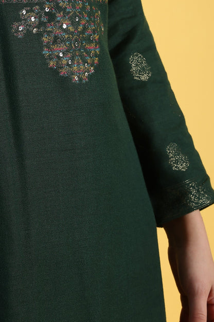 W for Woman Green Yarn Dyed Sequins A-Line Kurta & Straight pant with Dupatta Set