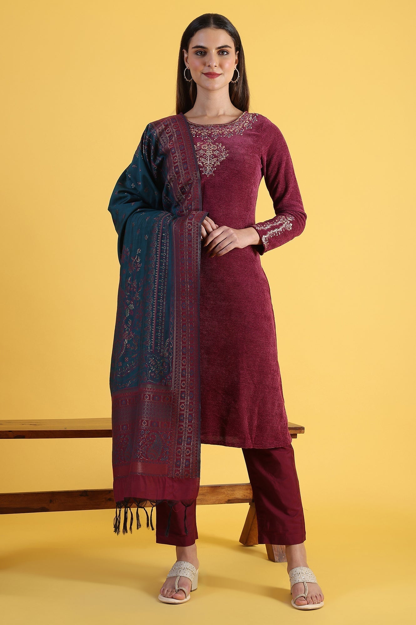 W for Woman Maroon Solid Metallic Embroidery Straight Kurta & Straight pant with Dupatta Set