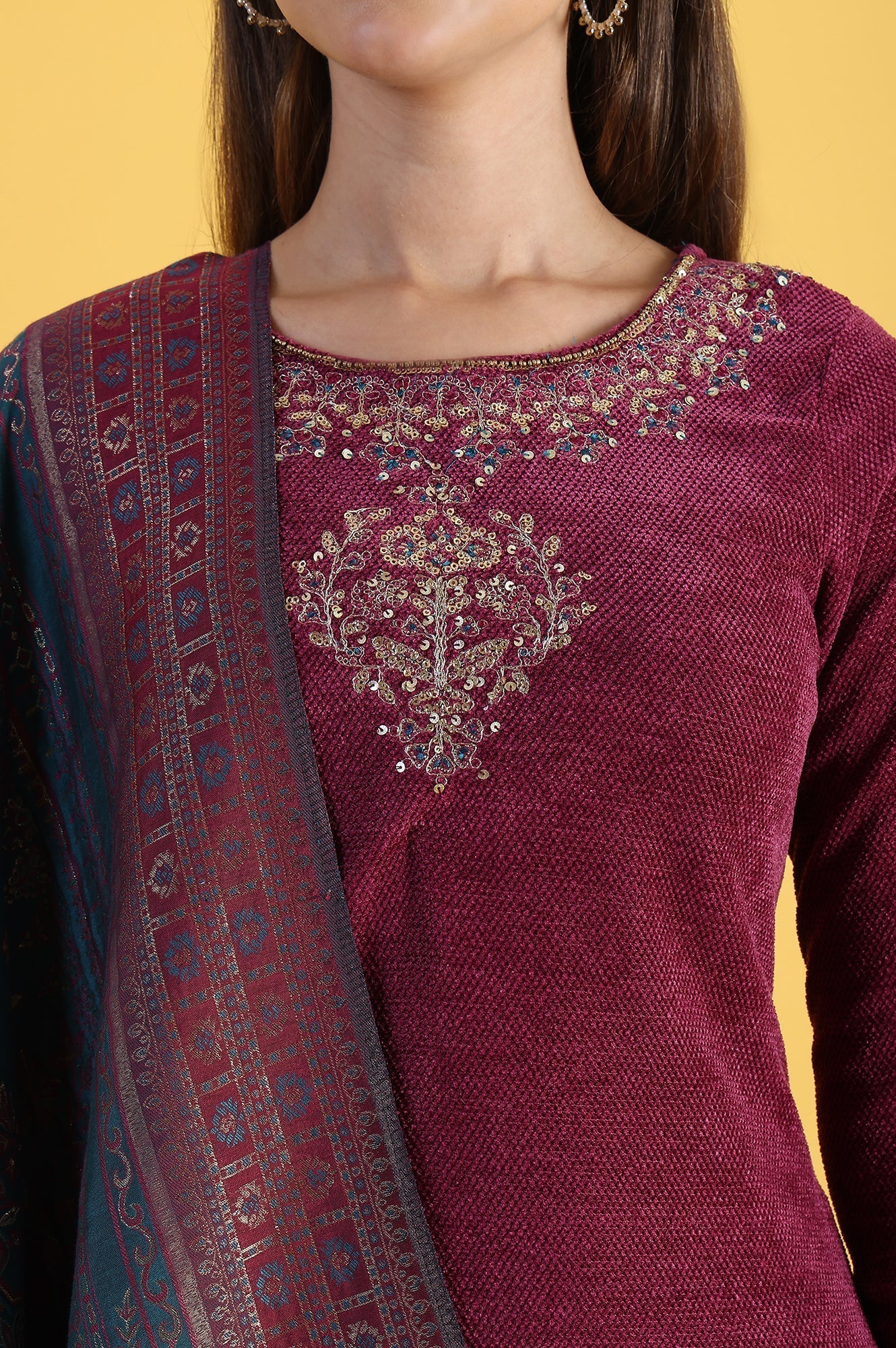 W for Woman Maroon Solid Metallic Embroidery Straight Kurta & Straight pant with Dupatta Set