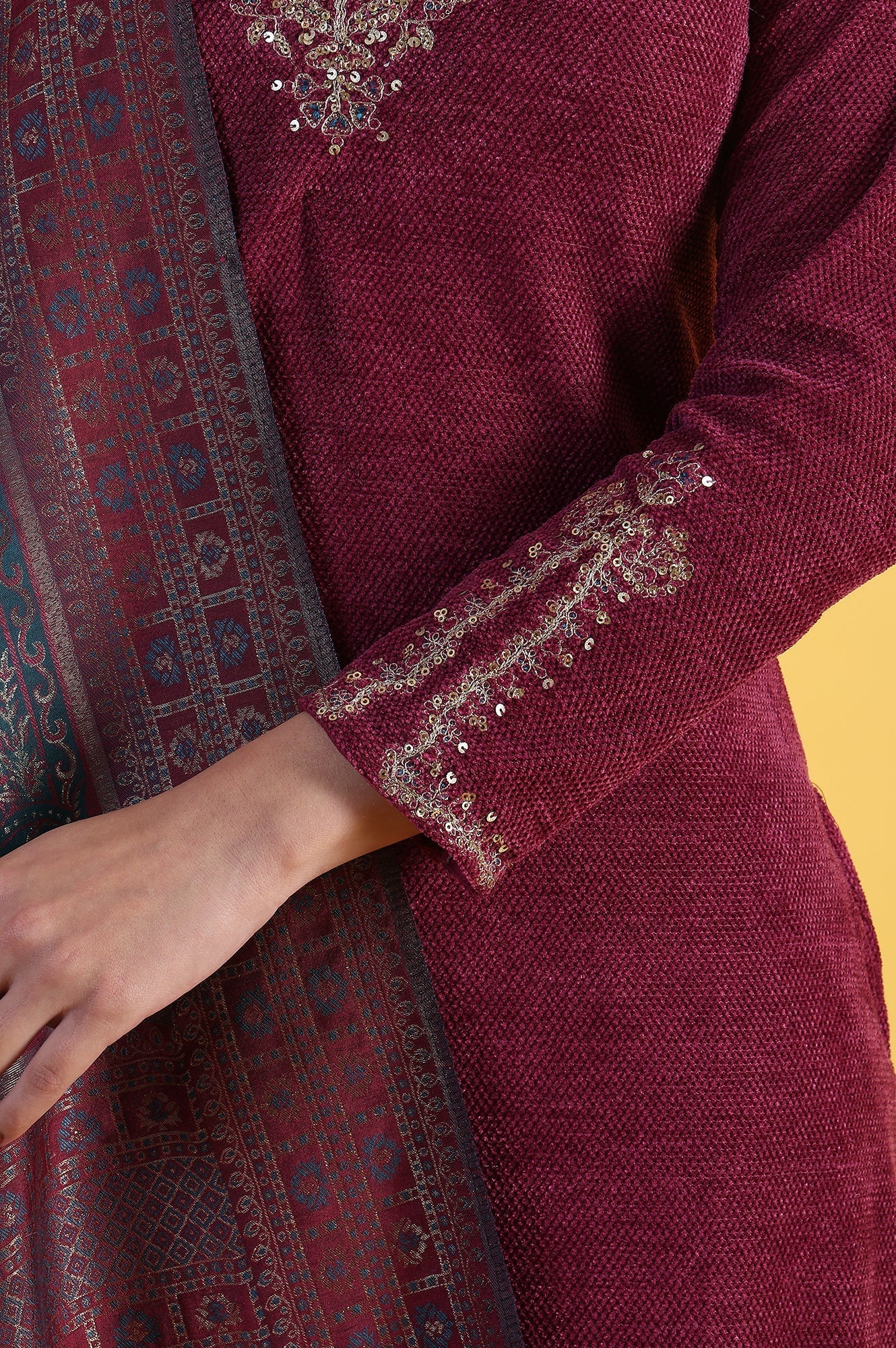 W for Woman Maroon Solid Metallic Embroidery Straight Kurta & Straight pant with Dupatta Set