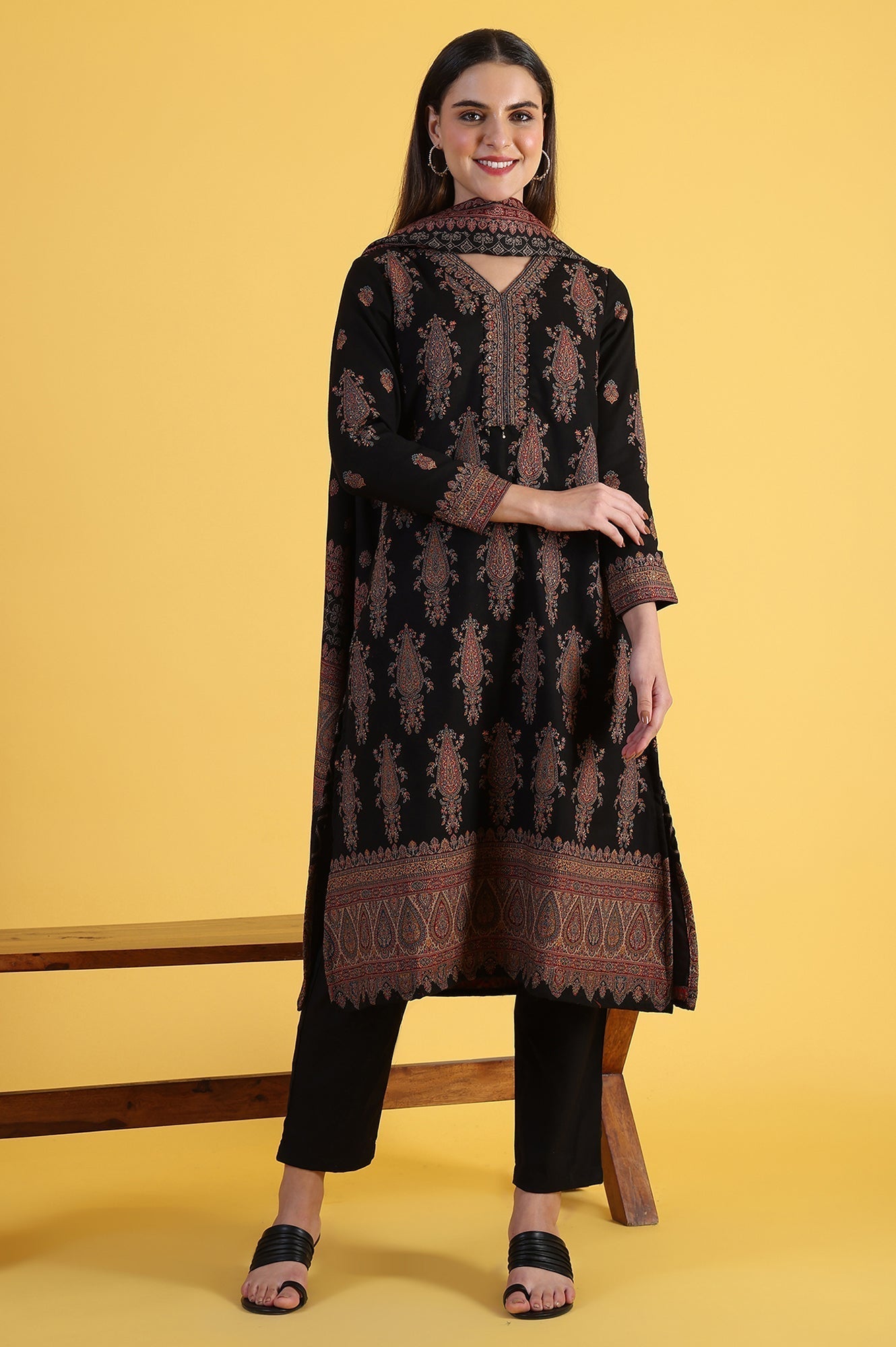 W for Woman Black Yarn Dyed Sequins Straight Kurta & Straight pant with Dupatta Set