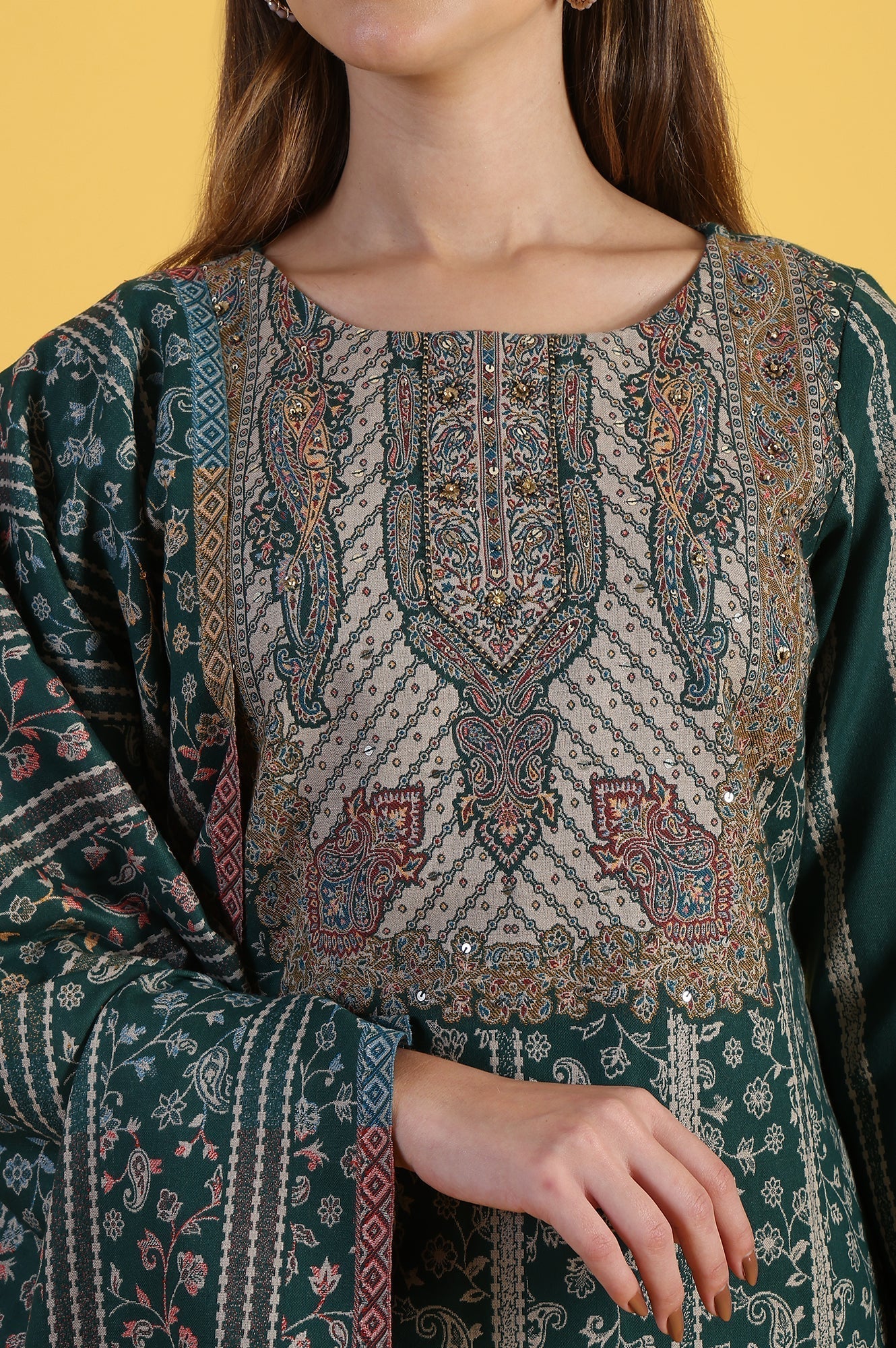 W for Woman Green Yarn Dyed Sequins Straight Kurta & Straight pant with Dupatta Set