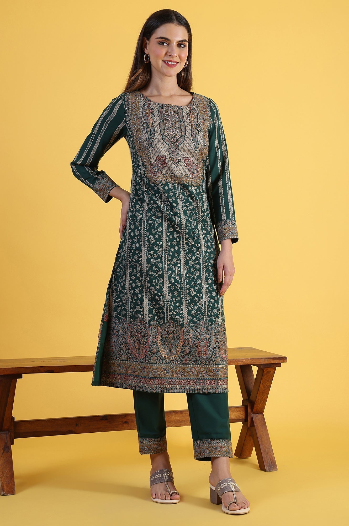 W for Woman Green Yarn Dyed Sequins Straight Kurta & Straight pant with Dupatta Set