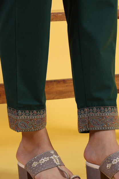 W for Woman Green Yarn Dyed Sequins Straight Kurta & Straight pant with Dupatta Set