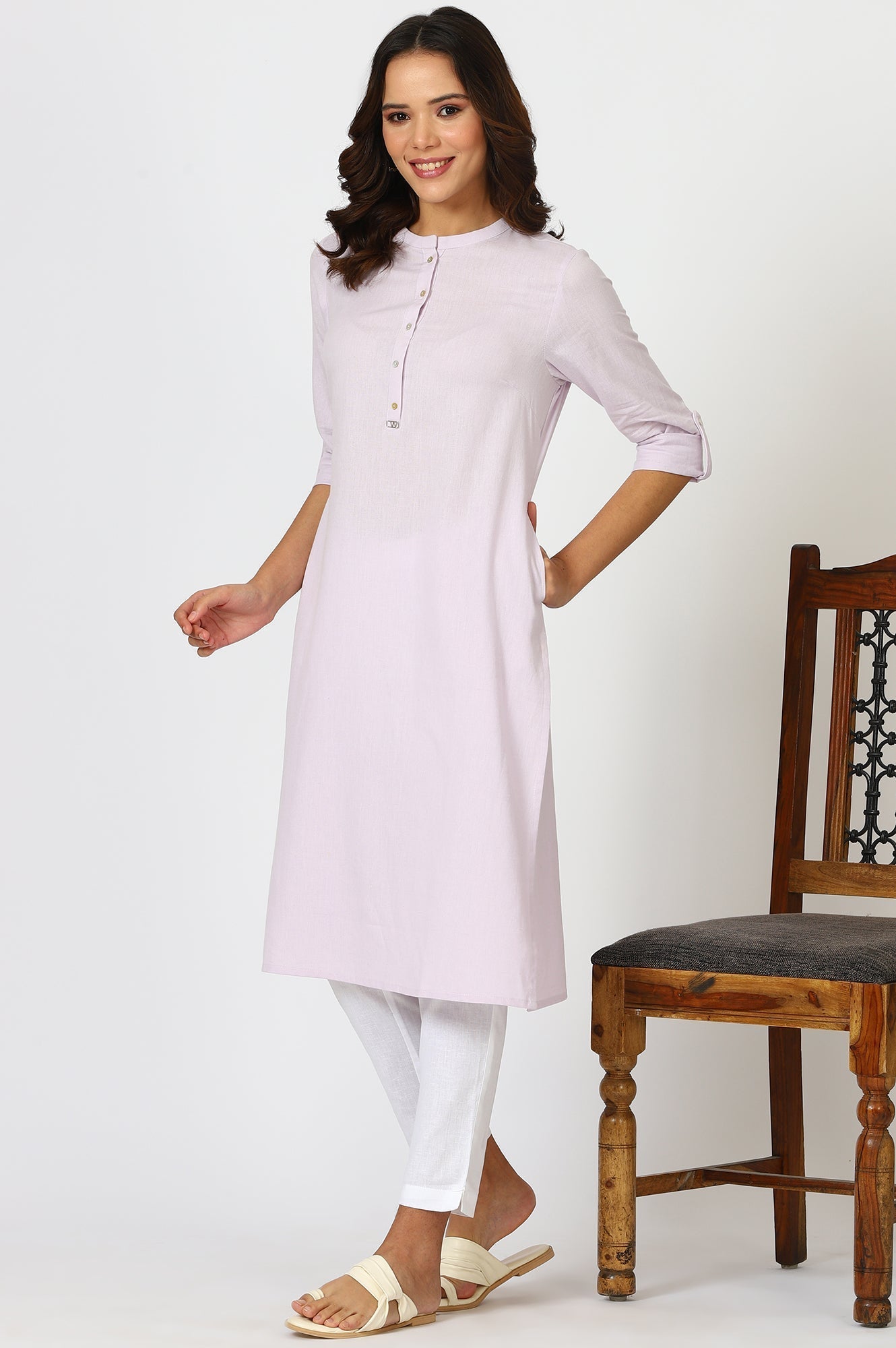 W for Woman Lilac Mandarin Collar Cotton Blend Straight Kurta With W Branding