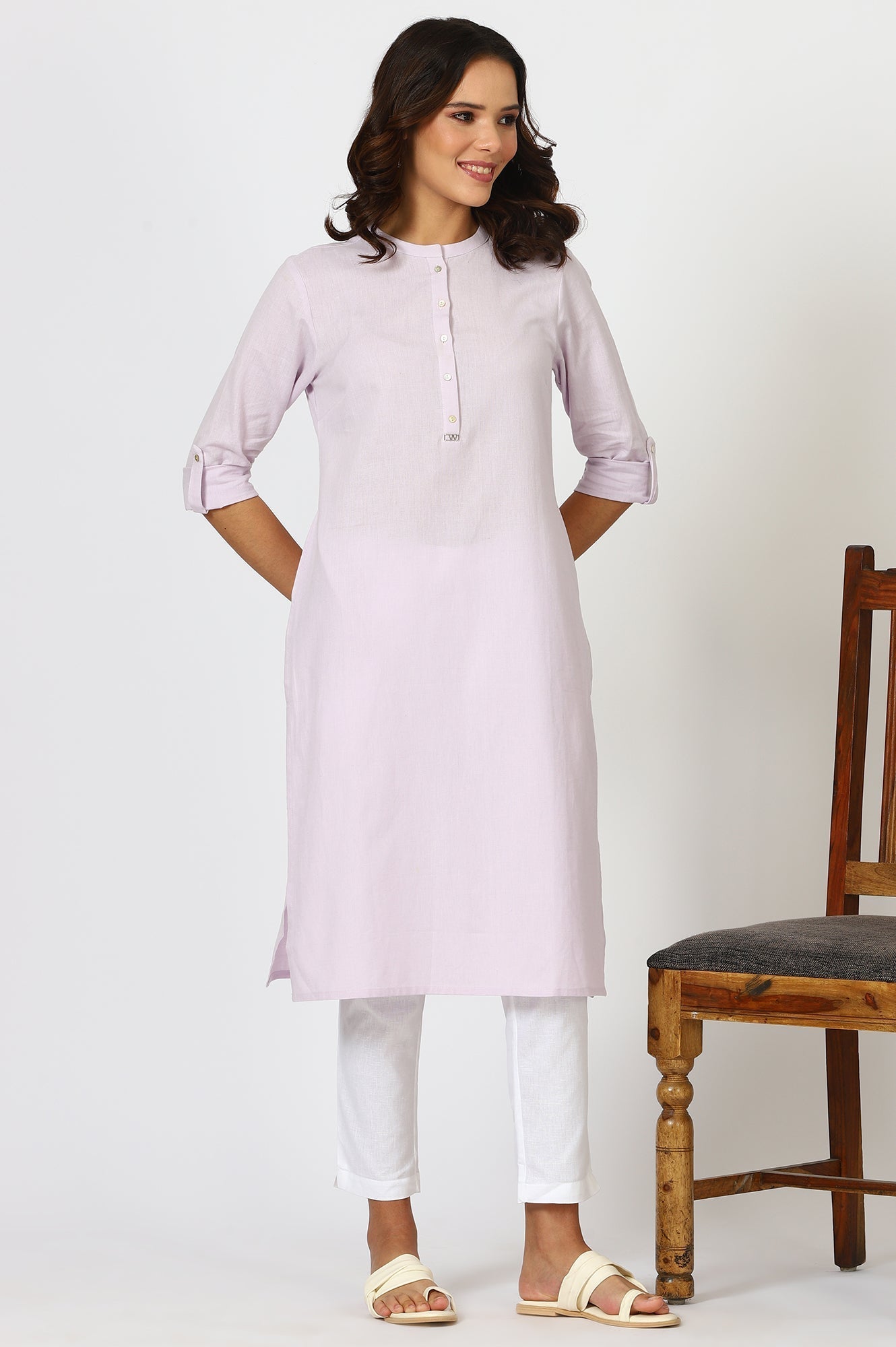 W for Woman Lilac Mandarin Collar Cotton Blend Straight Kurta With W Branding