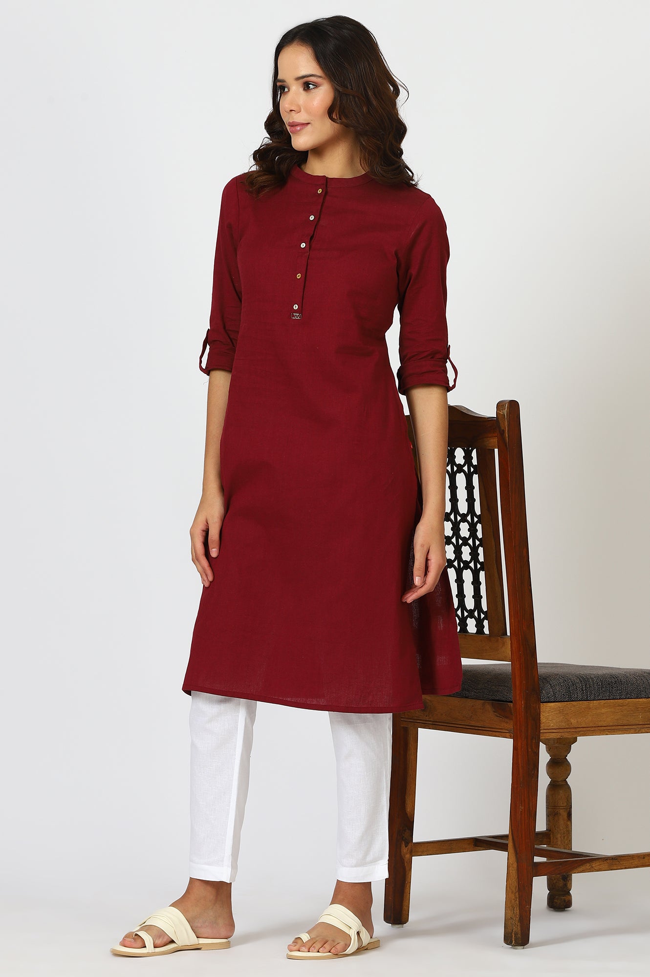 W for Woman Maroon Mandarin Collar Cotton Blend Straight Kurta With W Branding