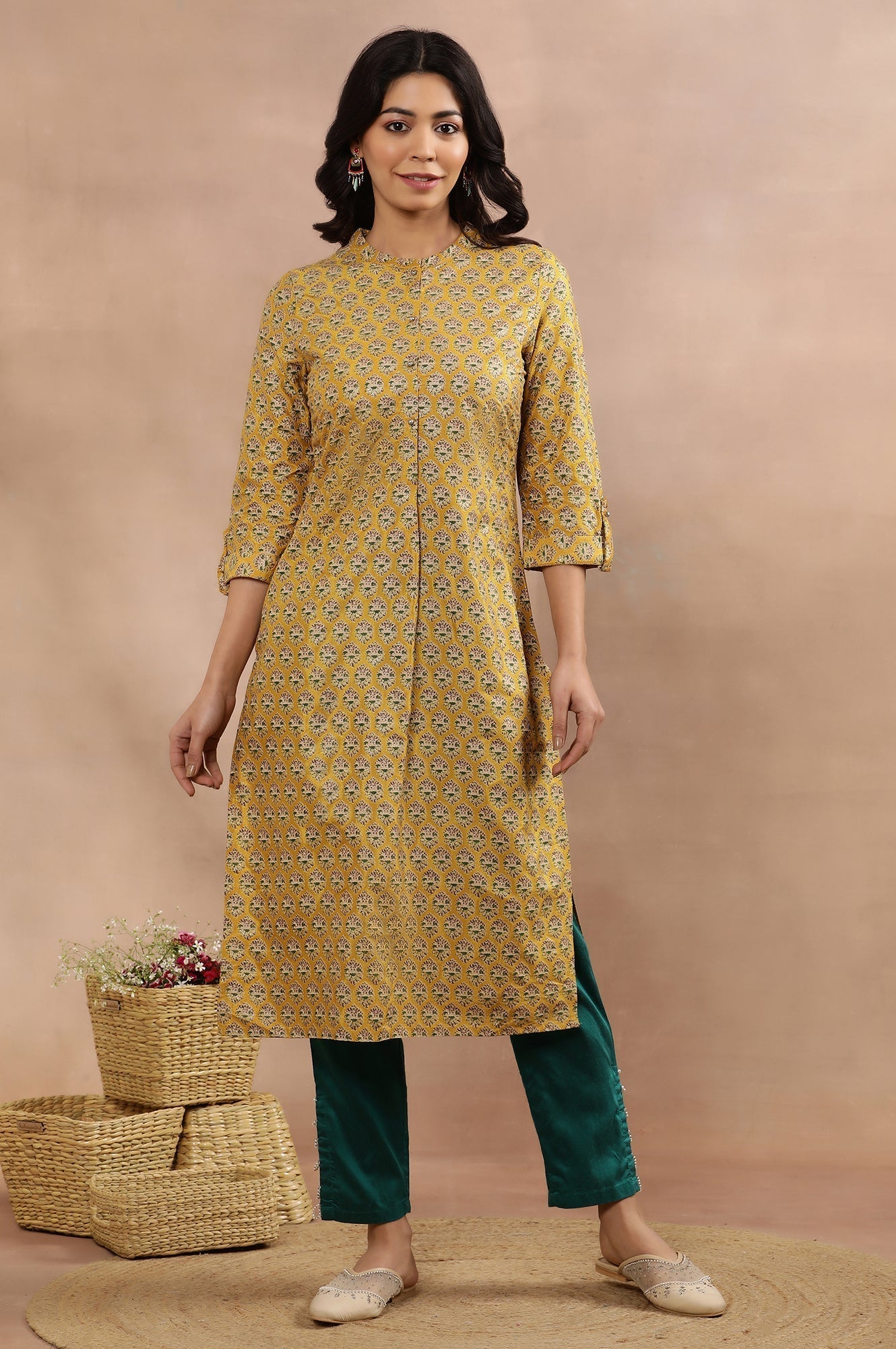 W for Woman Mustard Glitter Printed Kurta And Slim Pants Set