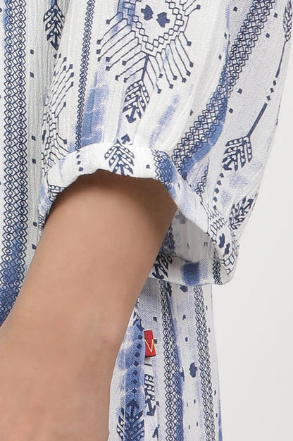 W for Woman White And Blue Printed Kurta And Pants Set