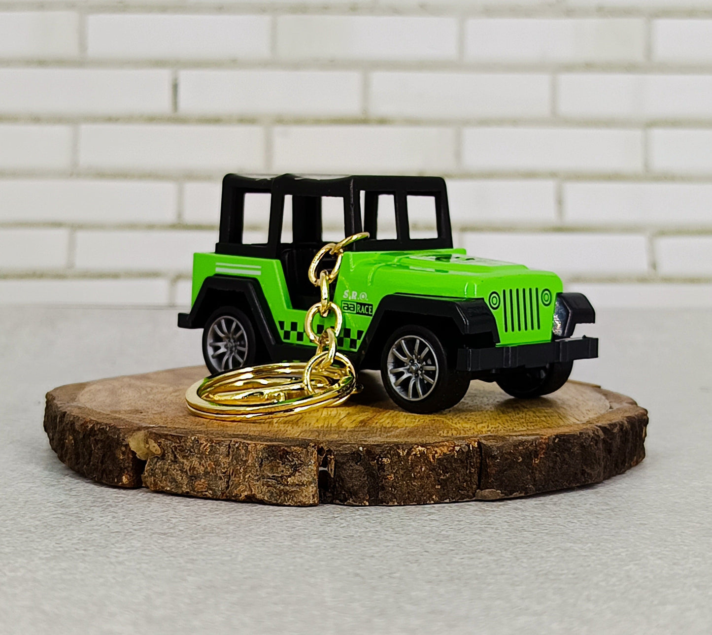 Light Green 4x4 Off-Road Model Car Keychain | Open Door | 4 x 4 For Car Collectible | 4 Cms |