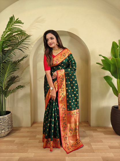 Mameraa Sarees Paithani Silk Blend Weaving Saree With Contrast Blouse-Green