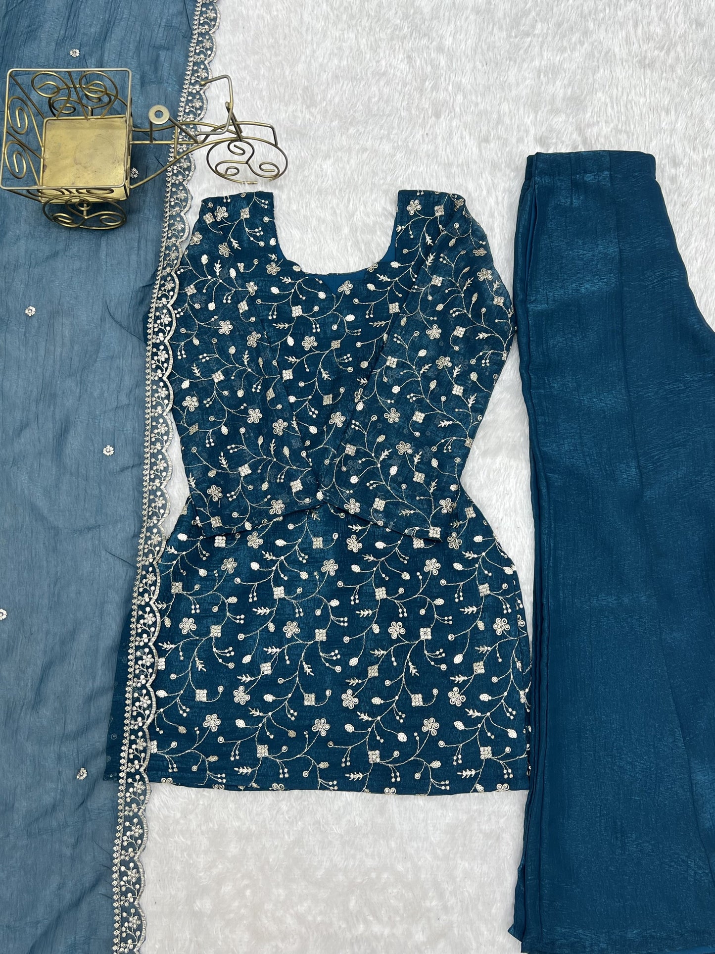 Lorenvalley Fashion Rama Crunchy Silk With Embroidery Sequence Jari Work Kurta Bell Bottom Pant With Dupatta