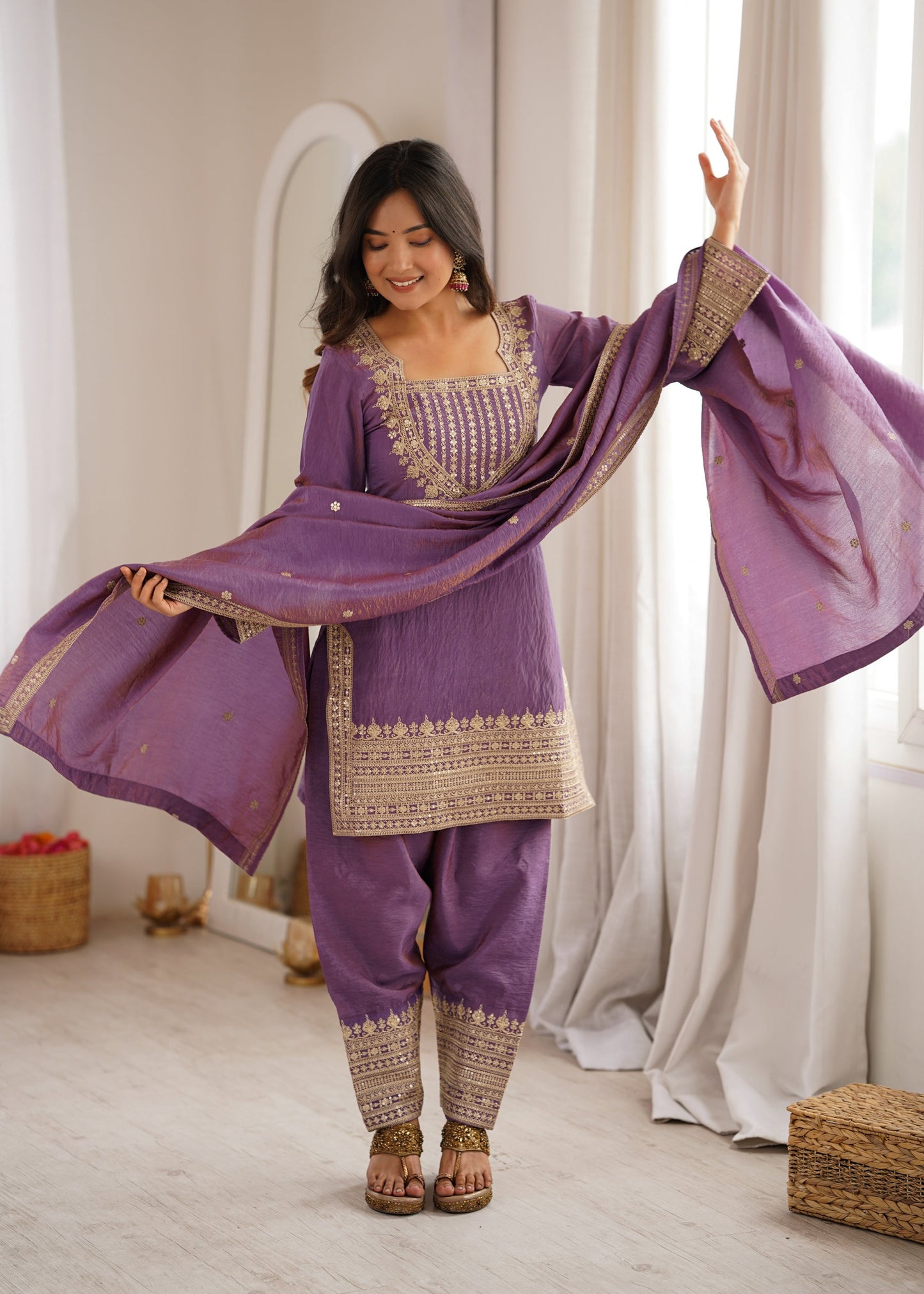 Lorenvalley Fashion Onionpink Vichitra Silk Embroidery Sequence Dori and Jari Work Kutra Farshi Salwar with Dupatta