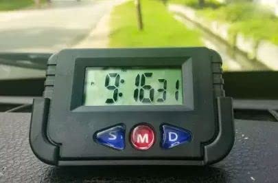 Digital Alarm Clock - Black - 3.81 x 38 cm