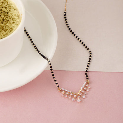 Glistening Fringe Gold and Diamond Mangalsutra in 18K Yellow Gold, 0.388 ct