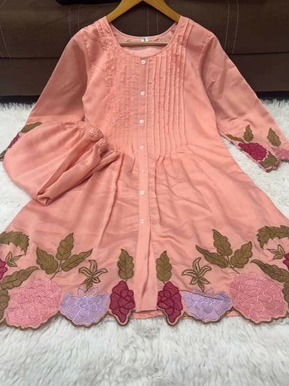 Teeya Creation Women's Lavender Embroidered Kurti Set