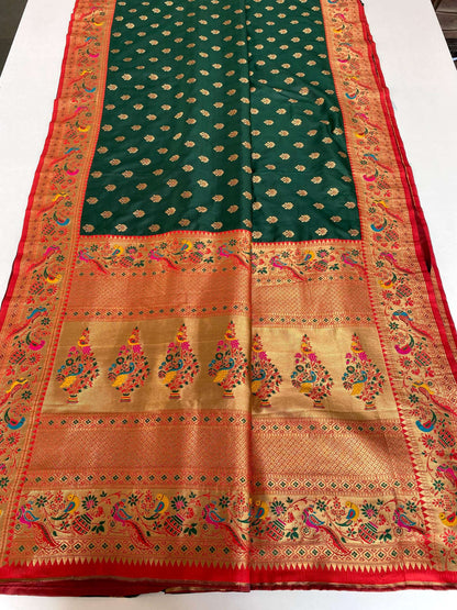 Mameraa Sarees Paithani Silk Blend Weaving Saree With Contrast Blouse-Green