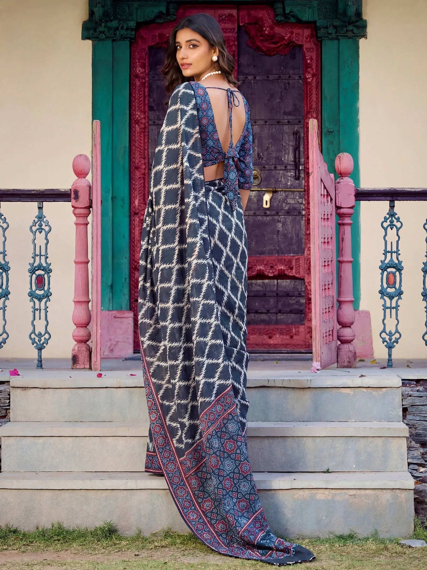 Tulsi Art Pretty Blue Digital Printed Crepe Casual Wear Saree With Blouse