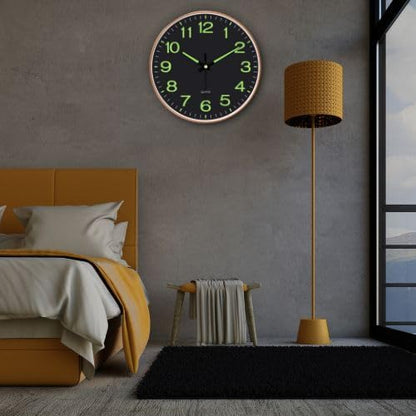 12 Inch Silent Quartz Round Wall Clock in Radium Black