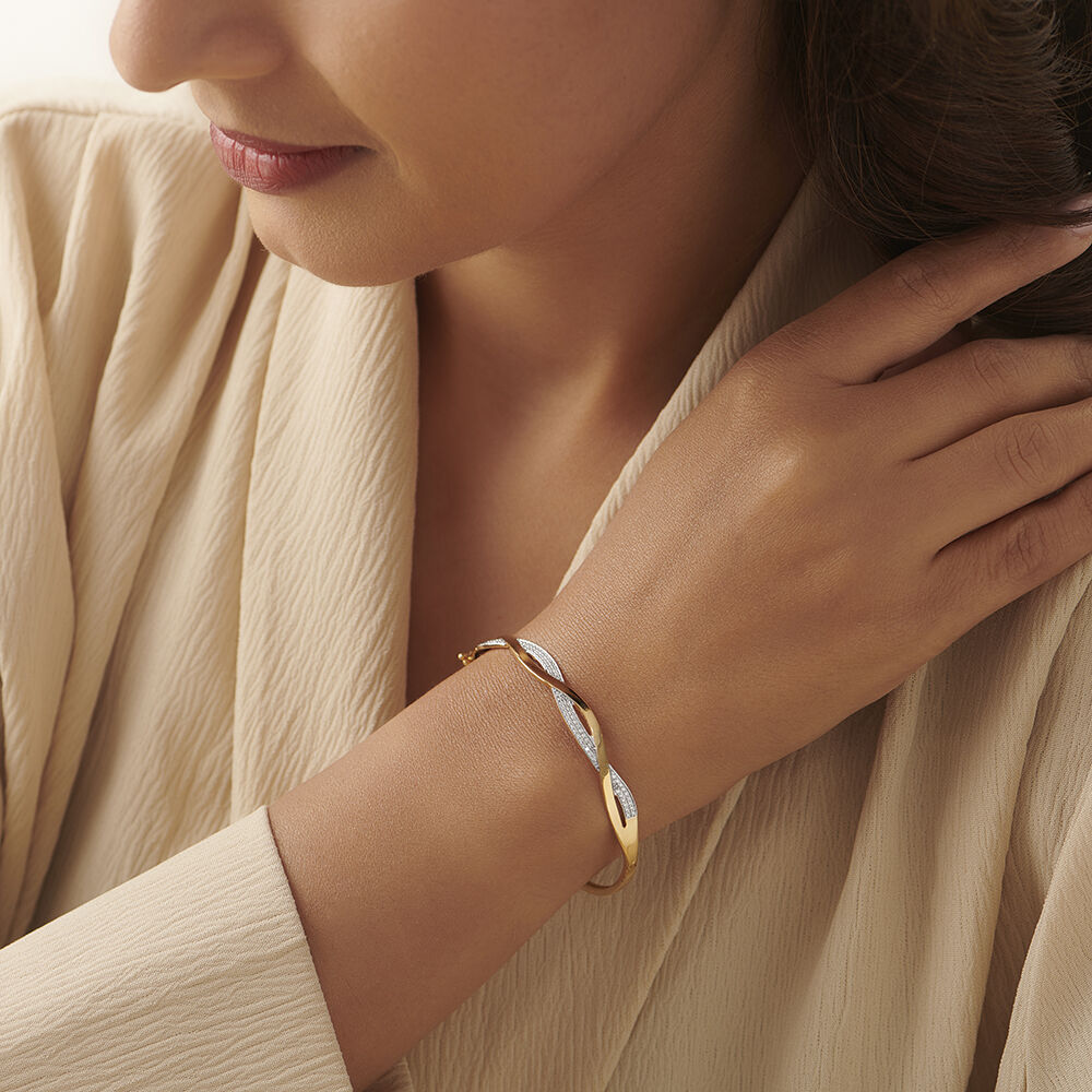 Bold Waves Diamond Bangle in 18K Yellow Gold, 0.294 ct
